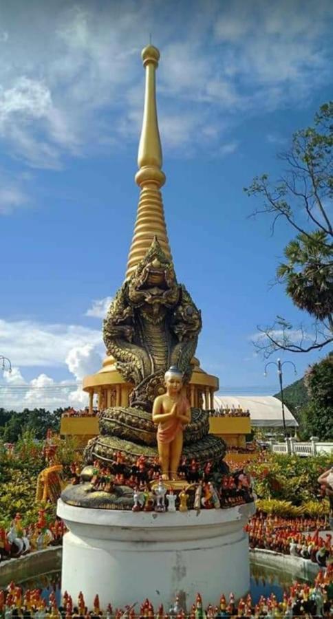 Suan Son Villa Koh Sa Nher สวนสนธิ์วิลล่า เกาะเสนอ Sha 素叻他尼 外观 照片