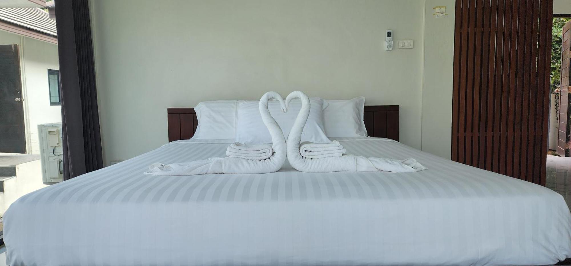 Suan Son Villa Koh Sa Nher สวนสนธิ์วิลล่า เกาะเสนอ Sha 素叻他尼 外观 照片